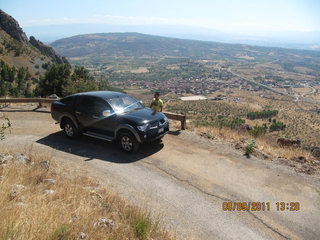 مبيت وإفطار Frascineto Montagne Rocciose المظهر الخارجي الصورة