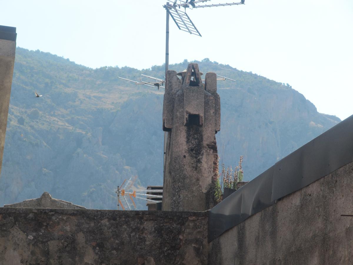 مبيت وإفطار Frascineto Montagne Rocciose المظهر الخارجي الصورة
